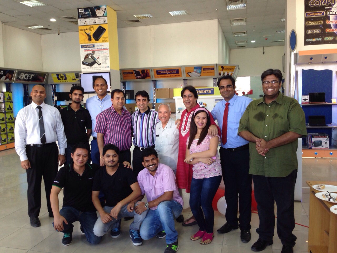 Smart Phones Sales in Computer Center, Inaugurated by Honorable Chairman - Dharamdas Menghani